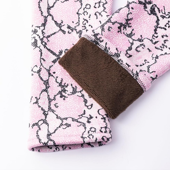 Sold-Just Cozy Leggings - Picture 4 of 6